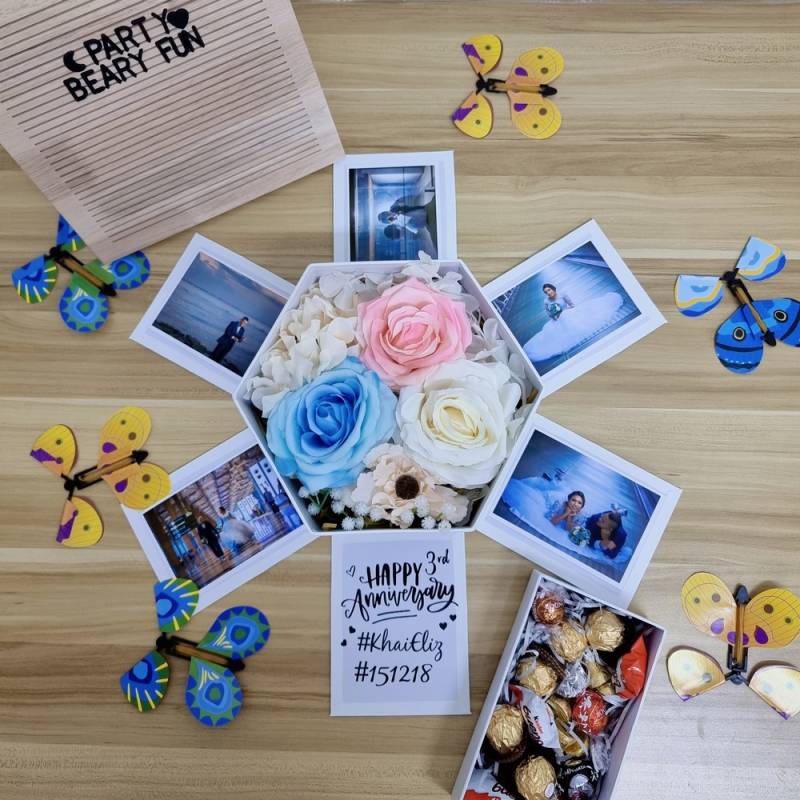 5-in-1 Butterfly Explosion Box3
